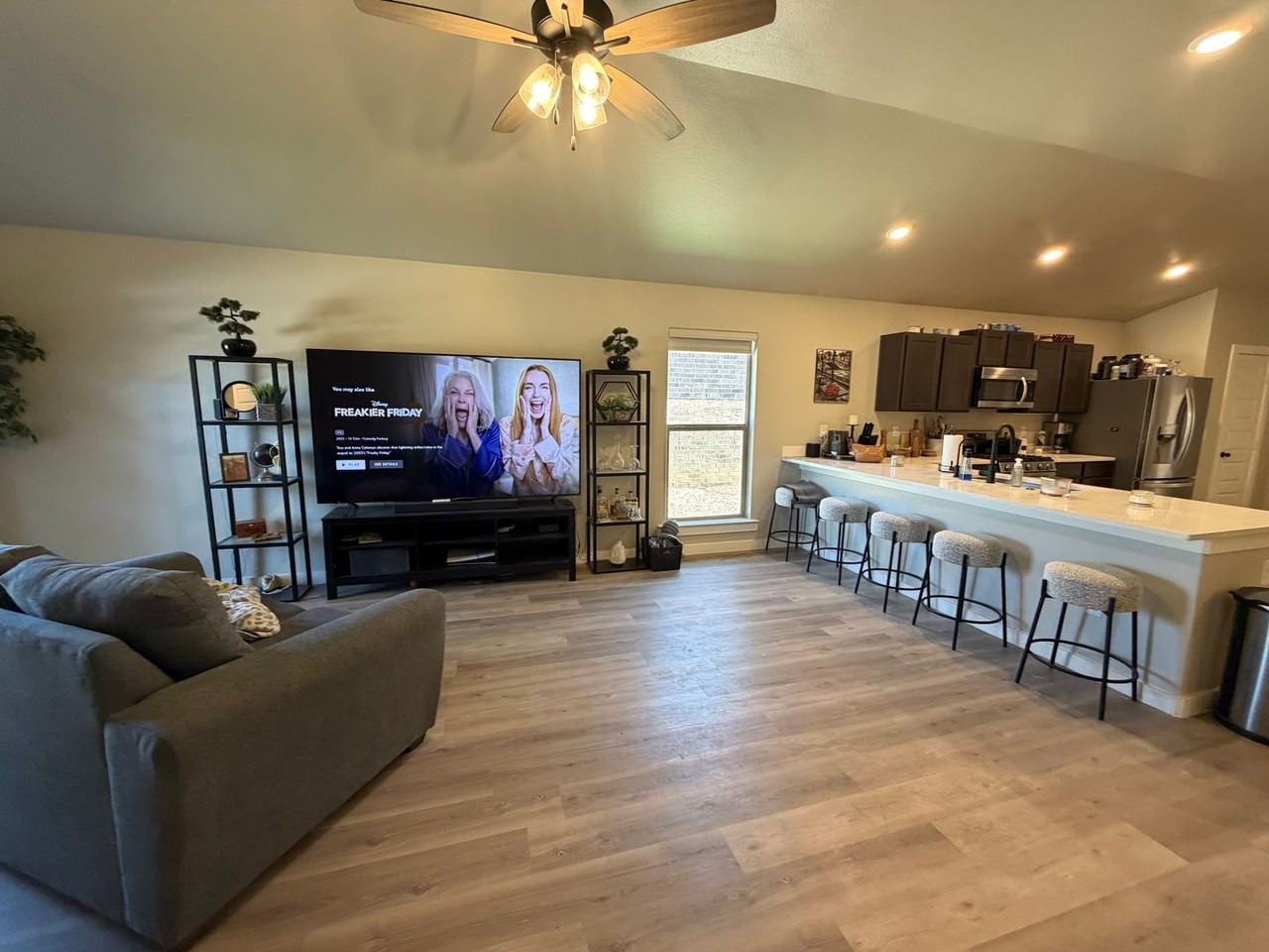 2625 Tiffin Ave - Photo 7 of 26