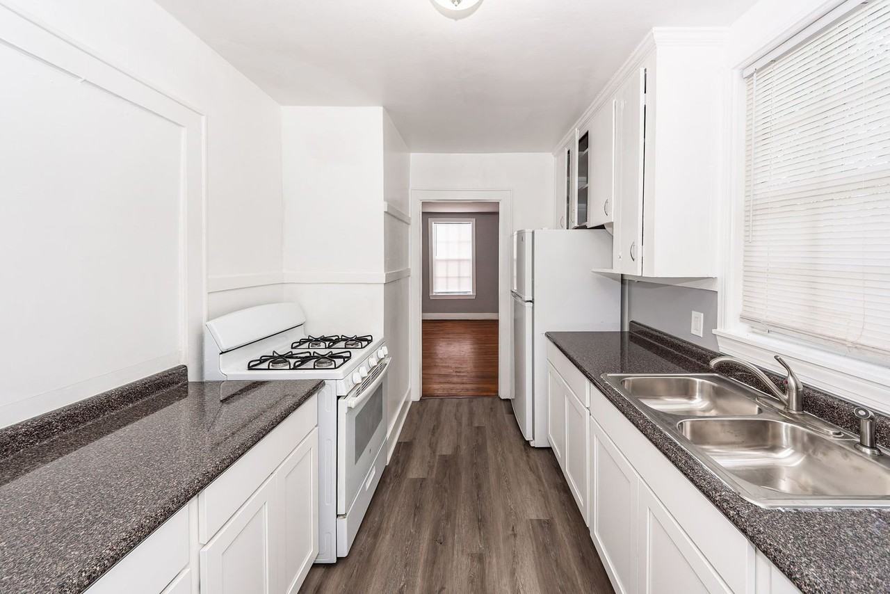 2617 Wye Ln - Photo 7 of 33