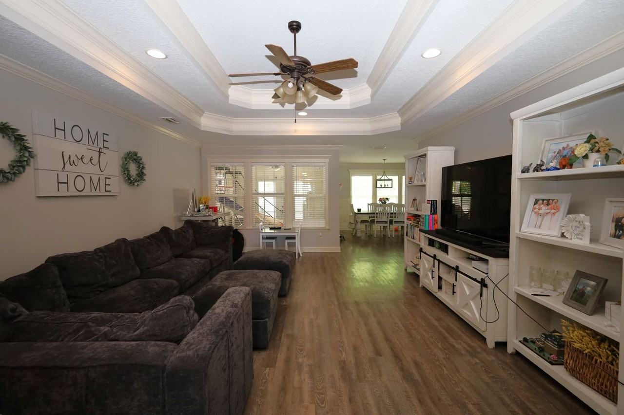 4153 Nelson Hill Pl - Photo 3 of 11