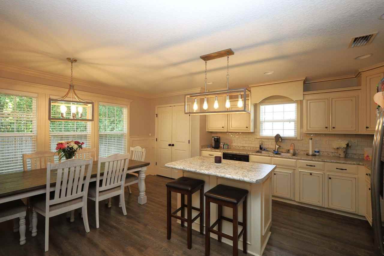 4153 Nelson Hill Pl - Photo 4 of 11