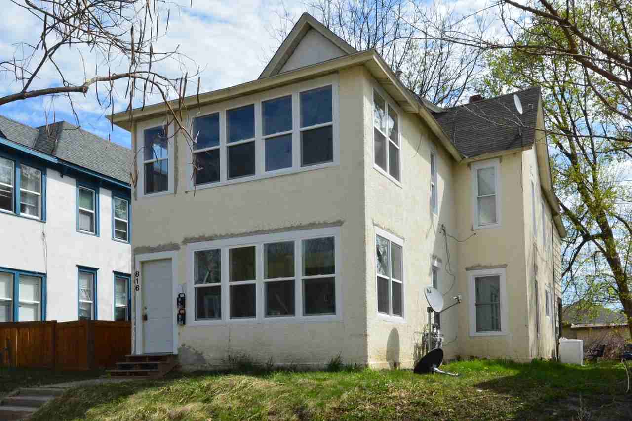 816 Queen Ave N