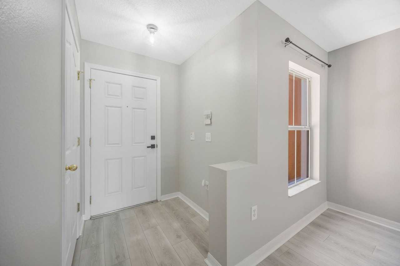6831 Dartmouth Hill St - Photo 2 of 19