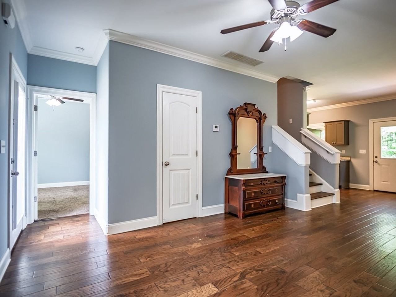 224 Massee Cir - Photo 2 of 36