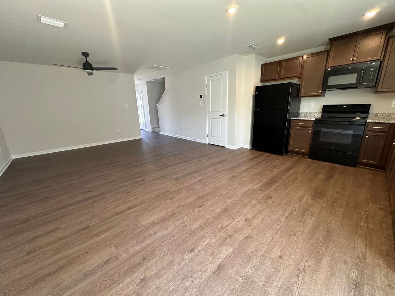 3502 N Adams Landing Rd - Photo 3 of 16