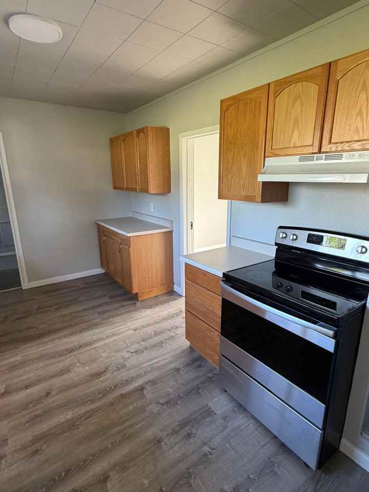 2034 Long St - Photo 3 of 7