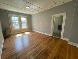 featured image of 124 Appleton Ave