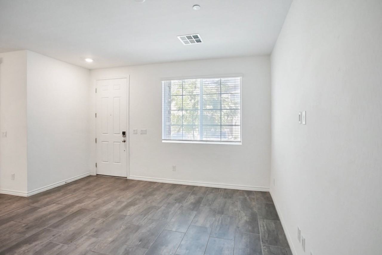 20 Barbara Ln #87 - Photo 5 of 38