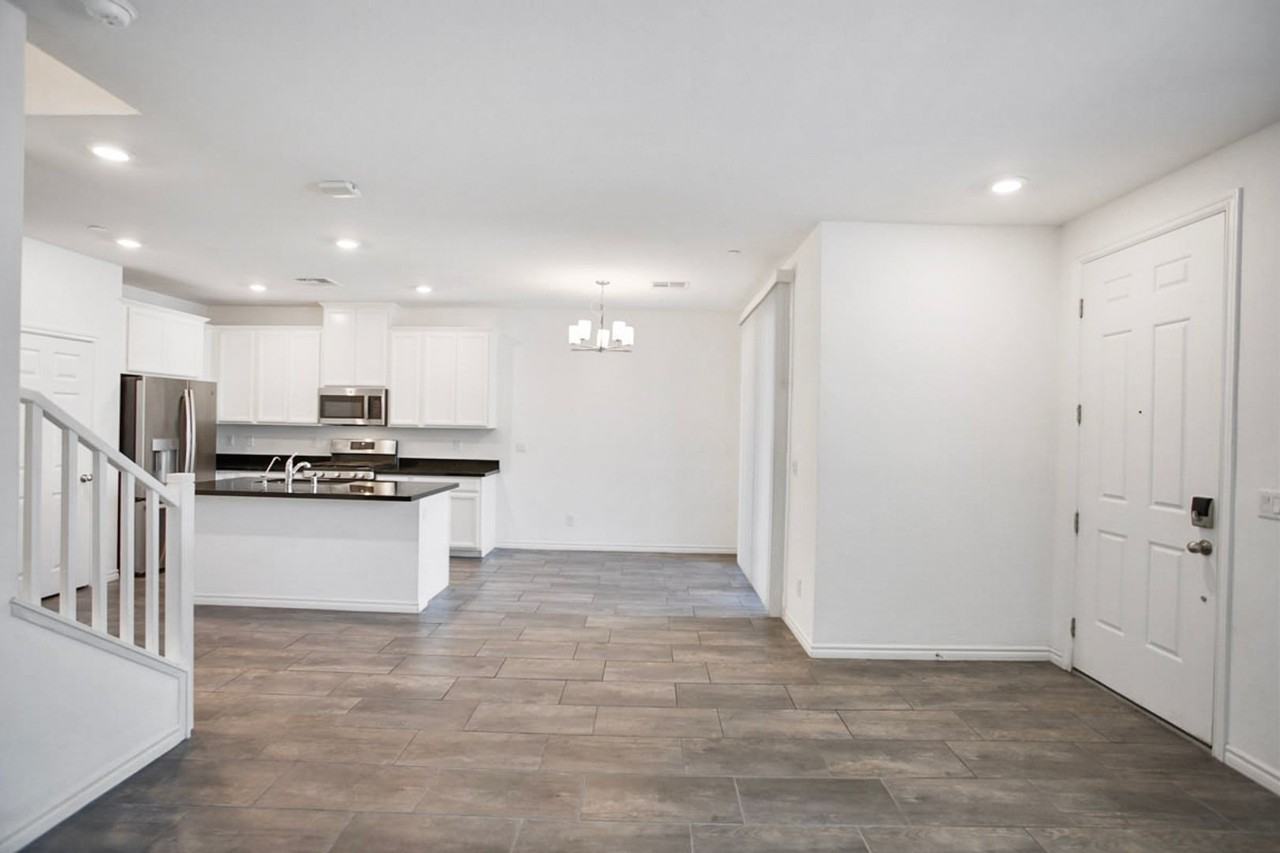 20 Barbara Ln #87 - Photo 6 of 38