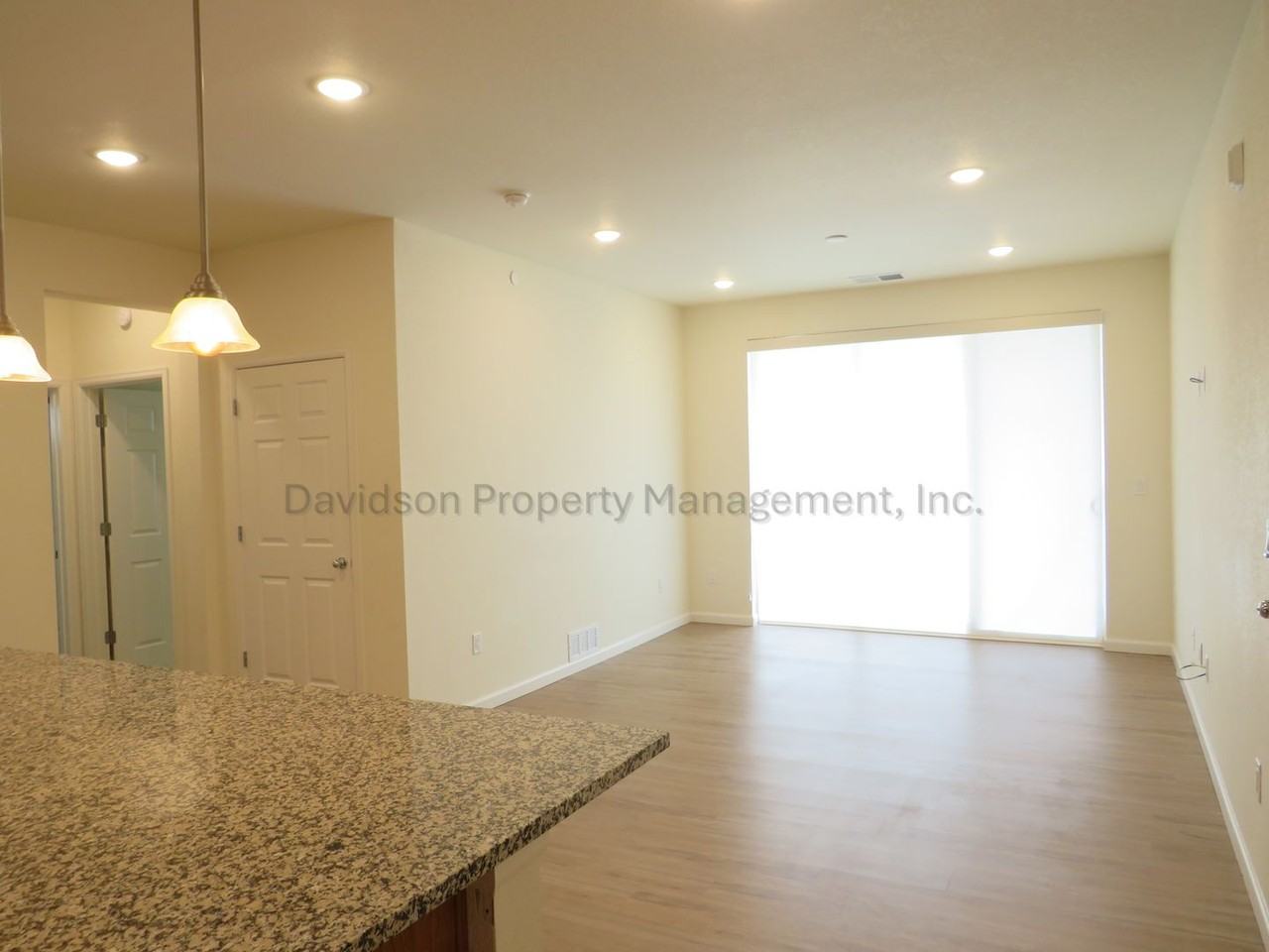 3825 Presidio Pt - Photo 2 of 15