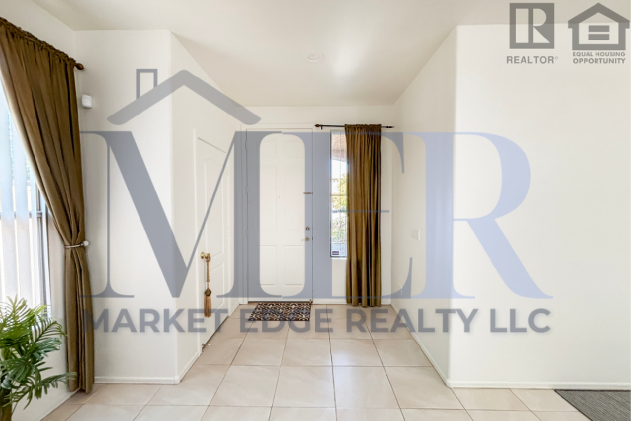 8647 W Brown St - Photo 6 of 40