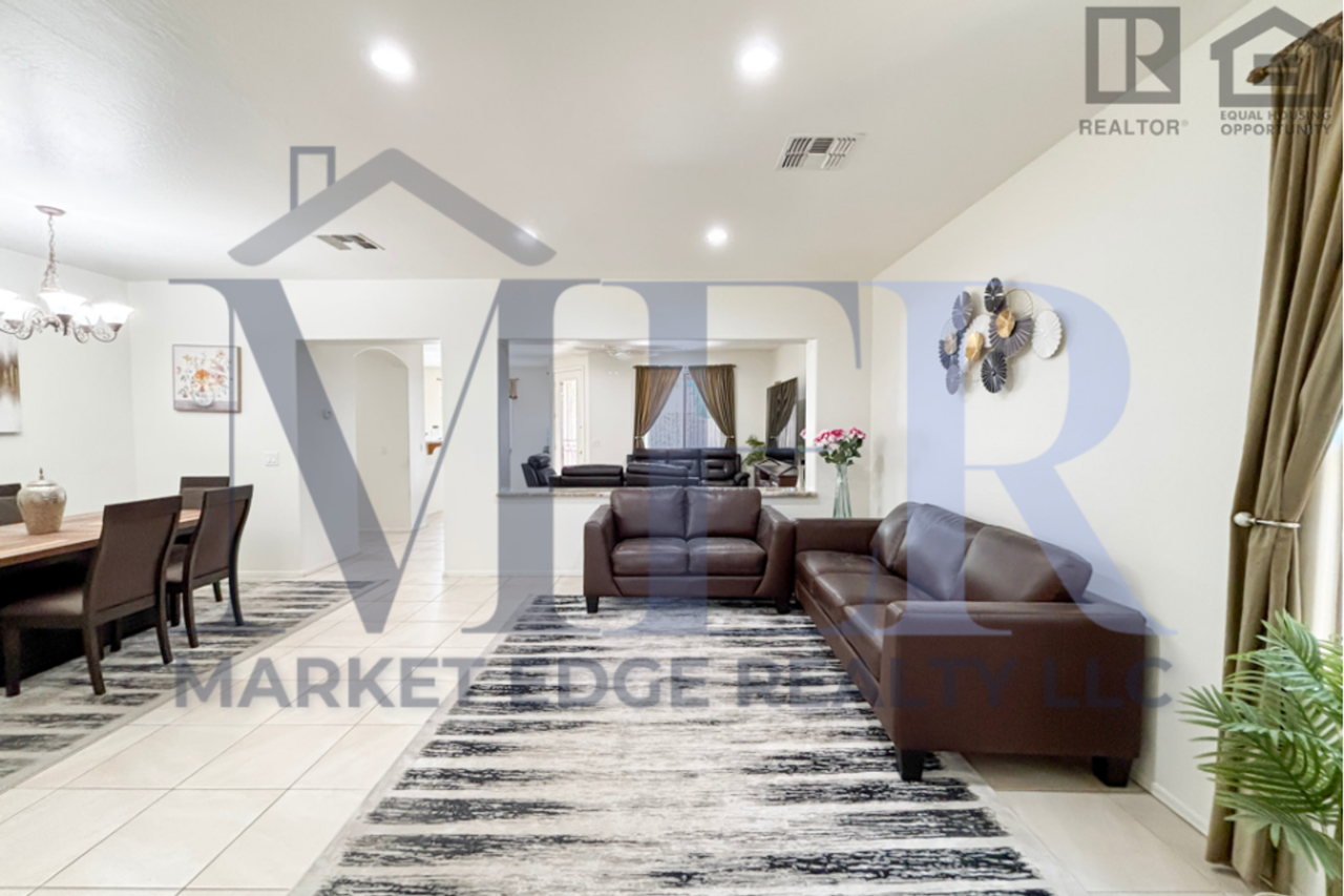 8647 W Brown St - Photo 7 of 40