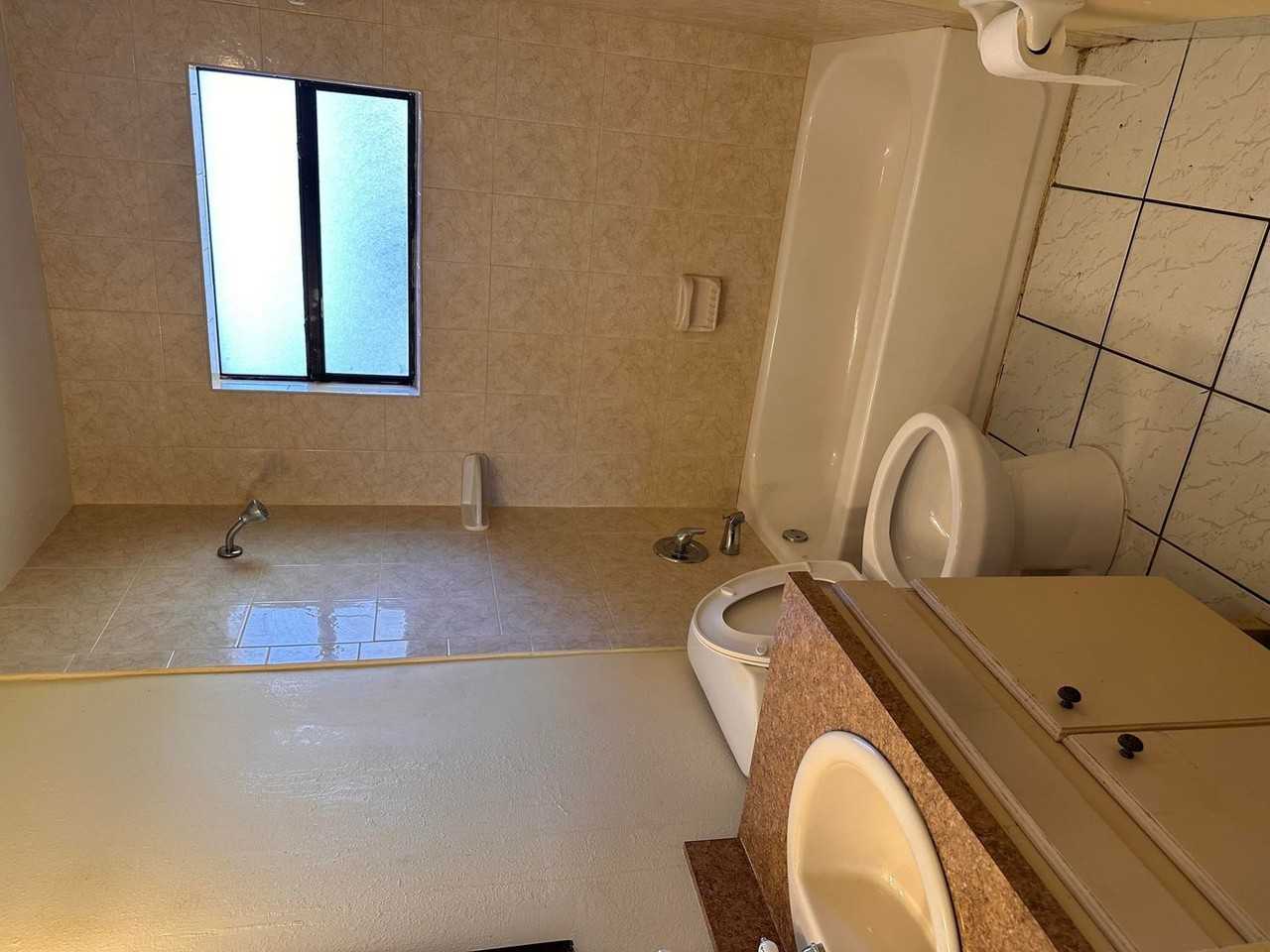 50 Nw 8th Ave #1-2 - Photo 2 of 6