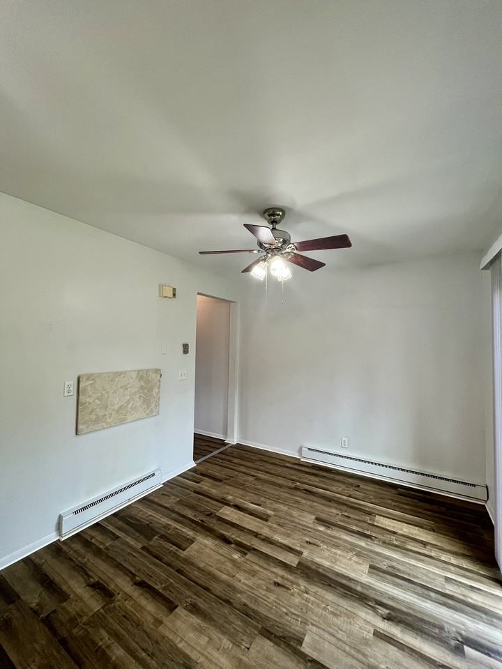 765 N Macomb St #765 - Photo 5 of 15