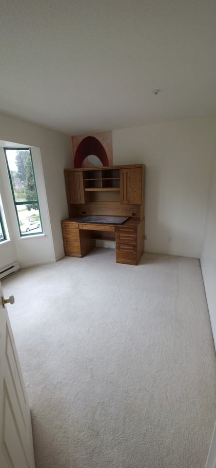 3081 Glen Dr - Photo 4 of 9