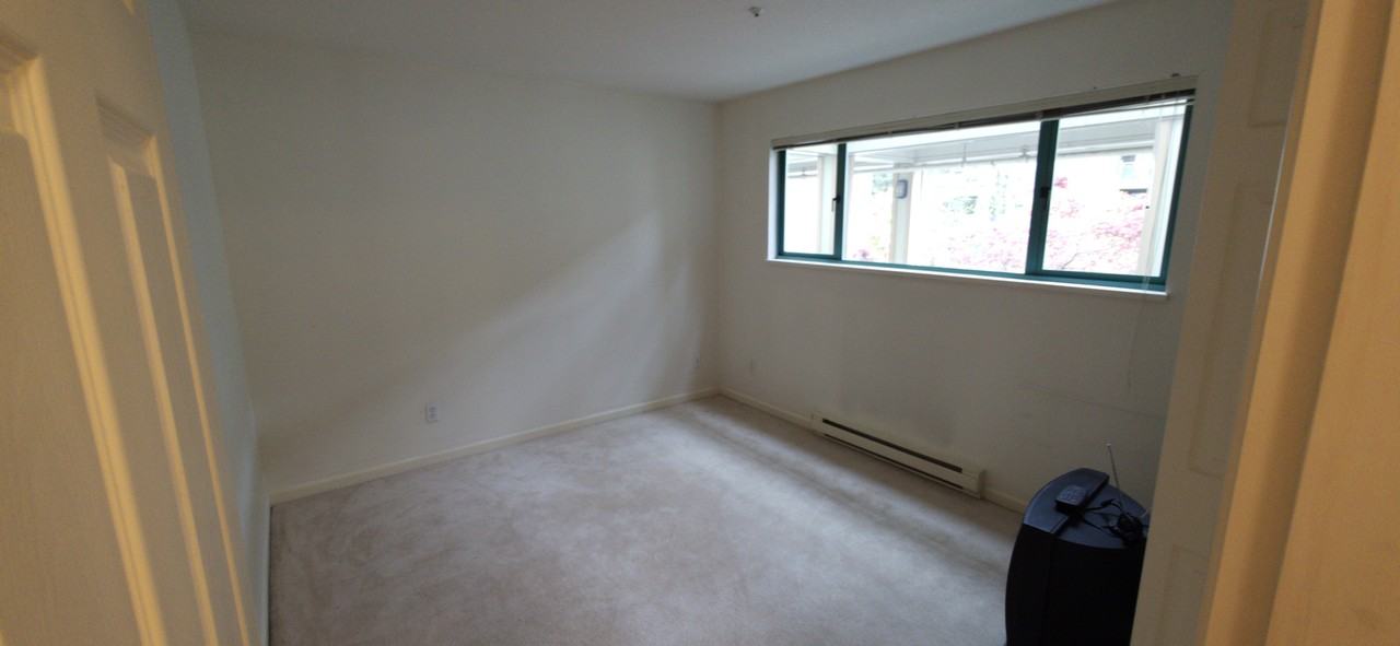 3081 Glen Dr - Photo 6 of 9