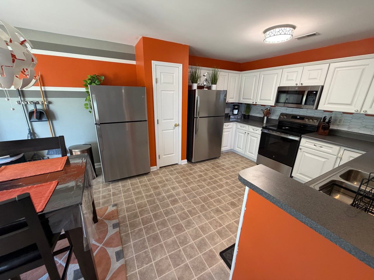 5035 Sunburst Ln - Photo 2 of 50