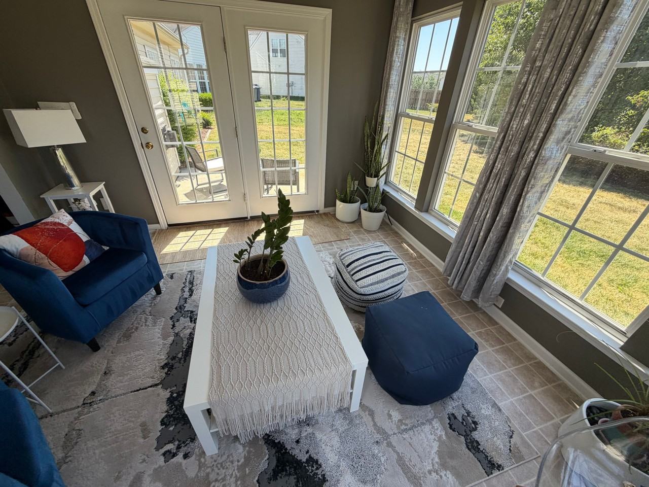 5035 Sunburst Ln - Photo 4 of 50