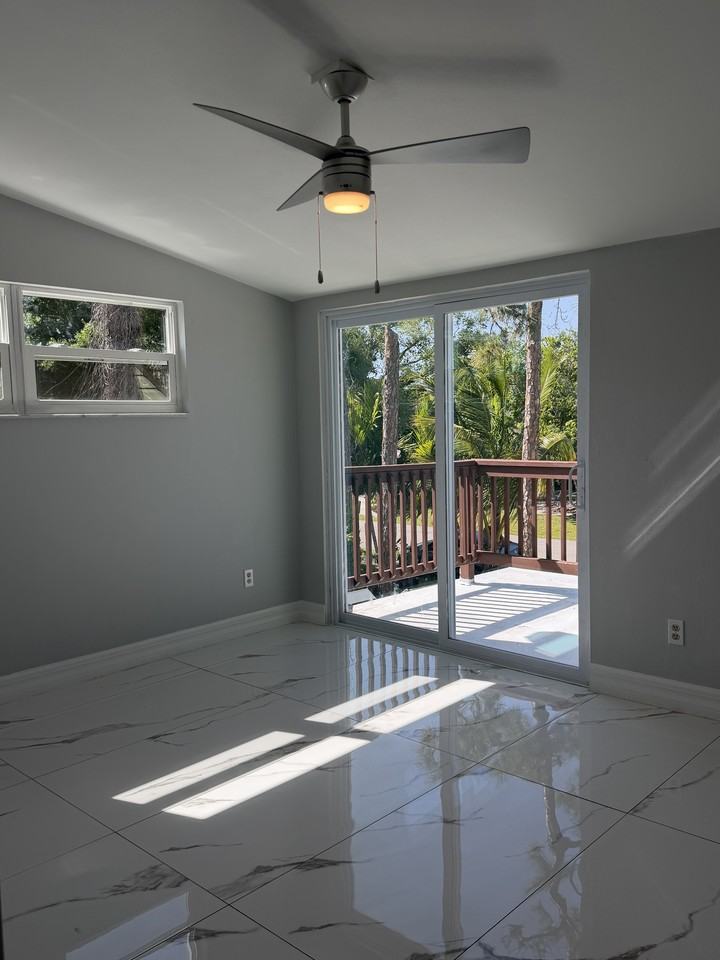 10280 Carolina St #1 - Photo 7 of 28