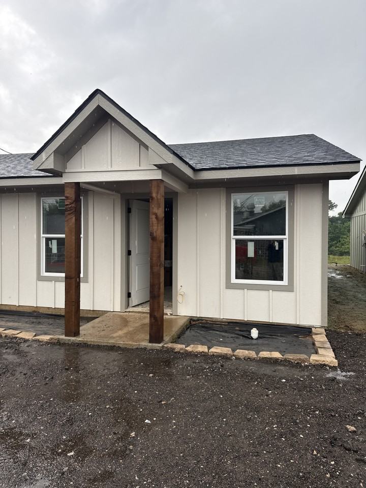 533 Bradburn Rd #101