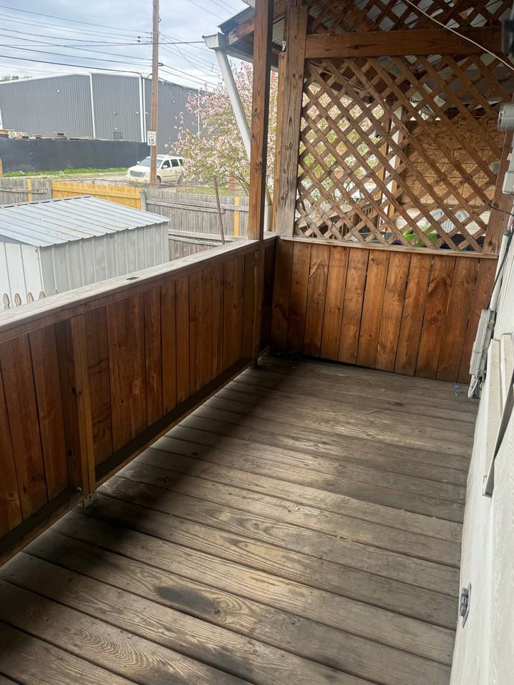 104 Munson Ave #1 - Photo 2 of 7