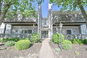 featured image of 3021 Stratford Ct #1