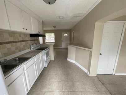 3138 W 15th St #1 - Photo 3 of 6