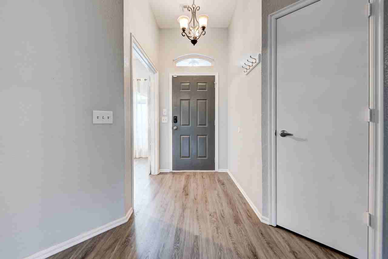 1817 Se 1st St #1 - Photo 3 of 25