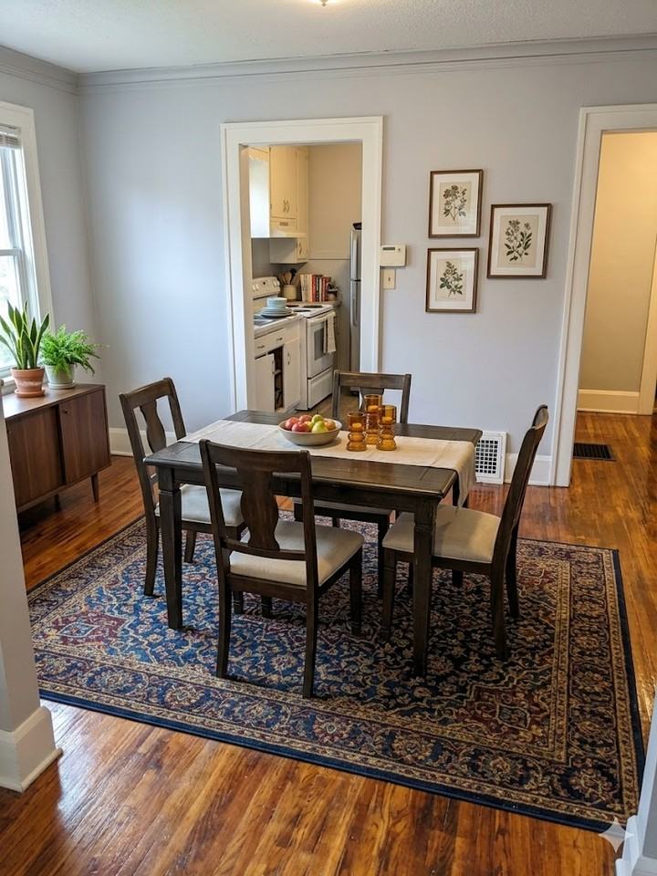 1826 Green St #1 - Photo 3 of 8