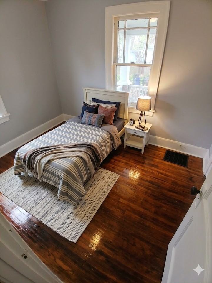 1826 Green St #1 - Photo 6 of 8