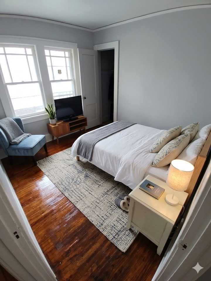 1826 Green St #1 - Photo 7 of 8