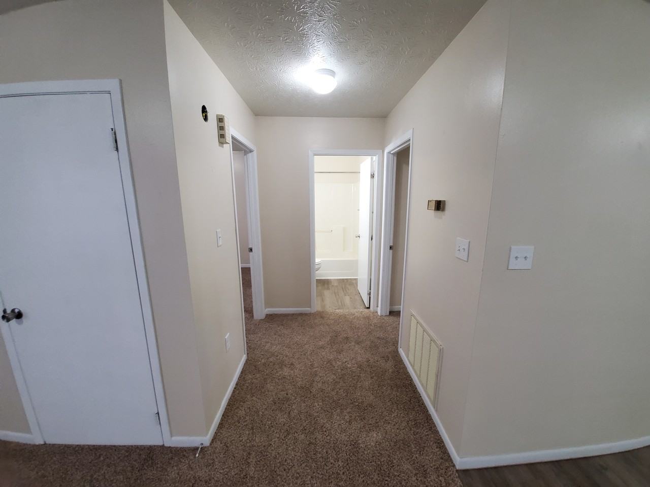 1416 N Butler Ave #D - Photo 3 of 8
