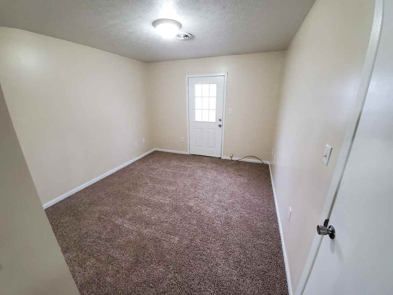 1416 N Butler Ave #D - Photo 5 of 8