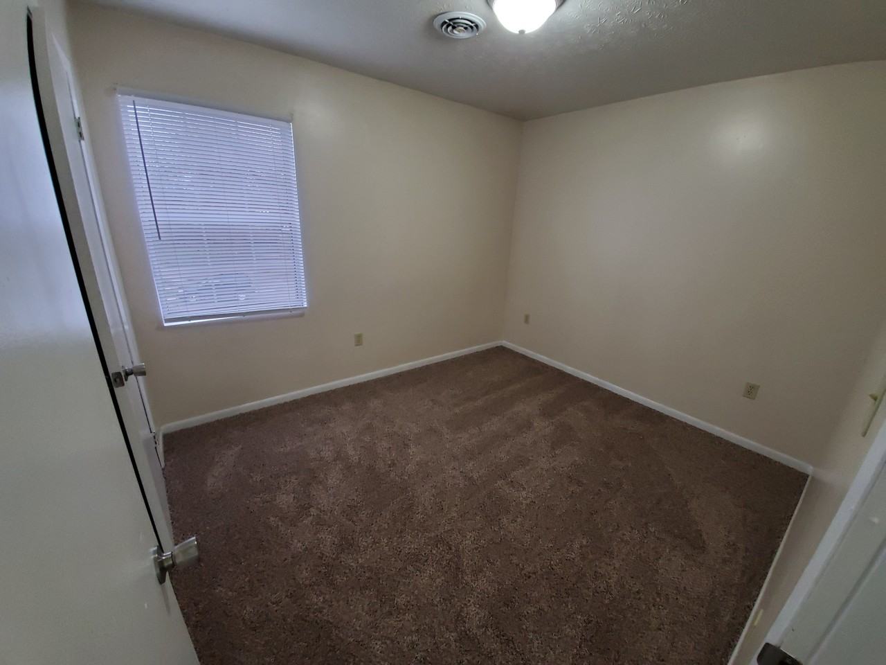 1416 N Butler Ave #D - Photo 6 of 8