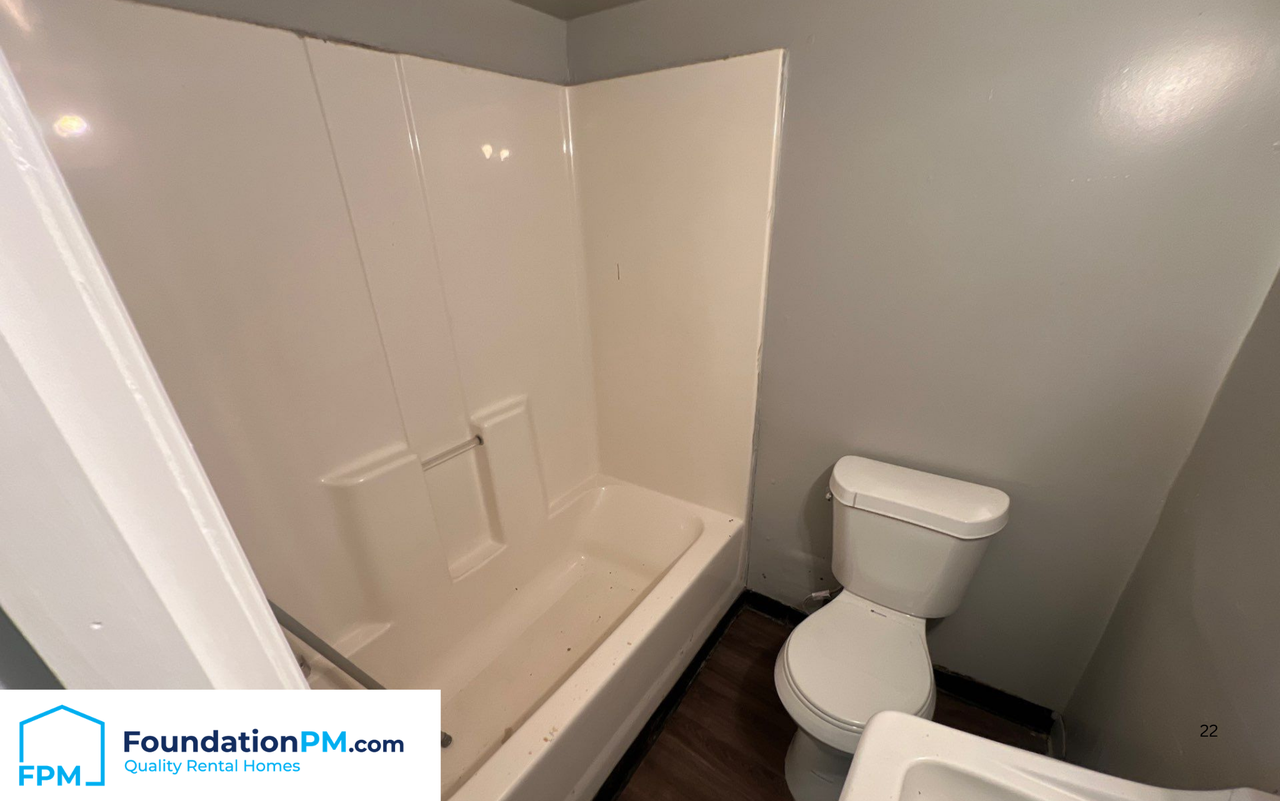 3468 Bowen Ave #4 - Photo 5 of 7