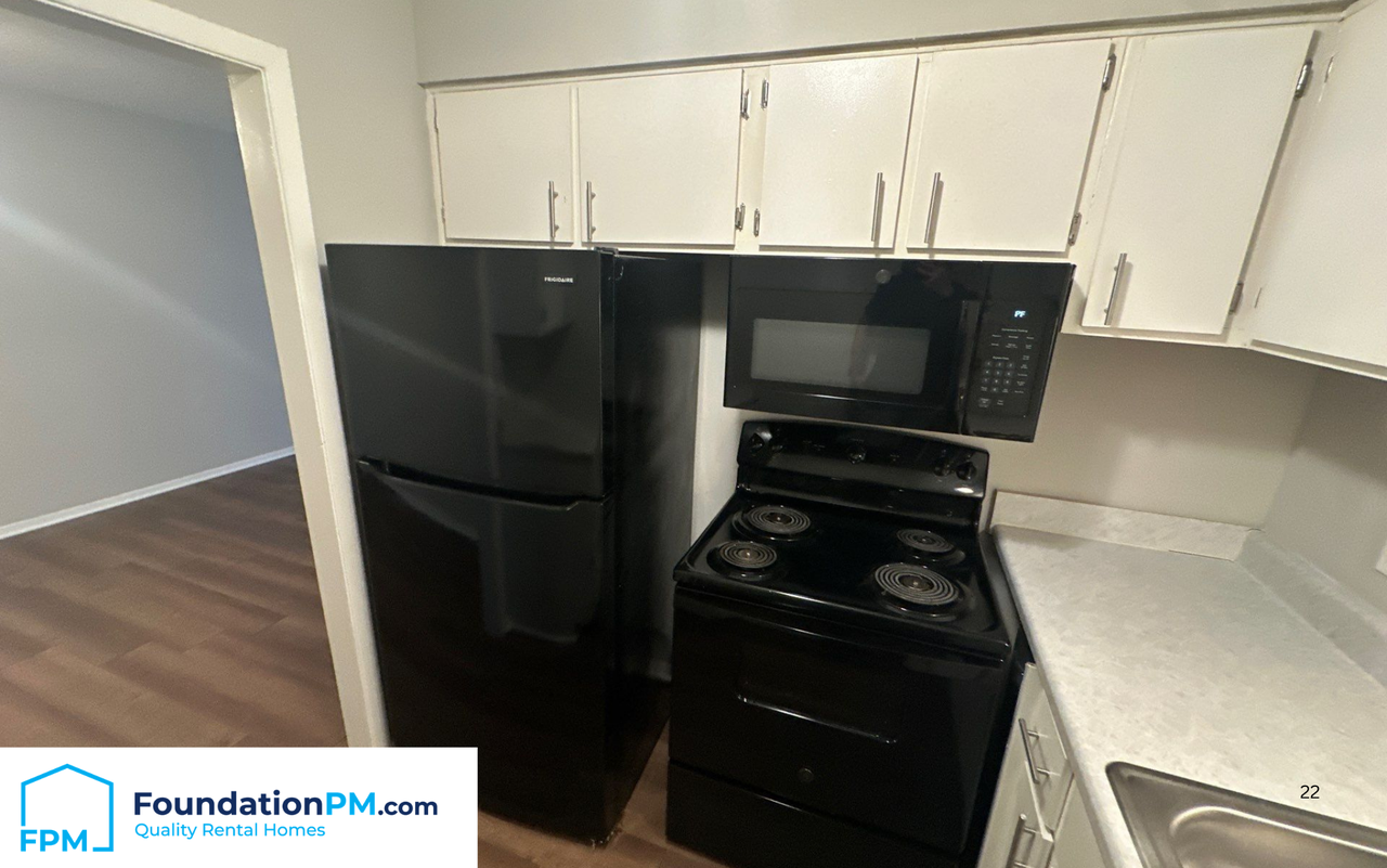 3949 Macon Rd #4 - Photo 4 of 14