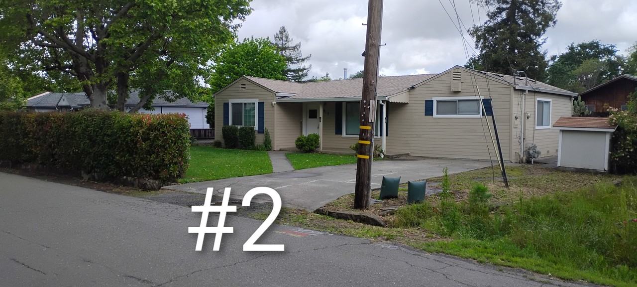 913 Clover Dr #1 - Photo 2 of 24