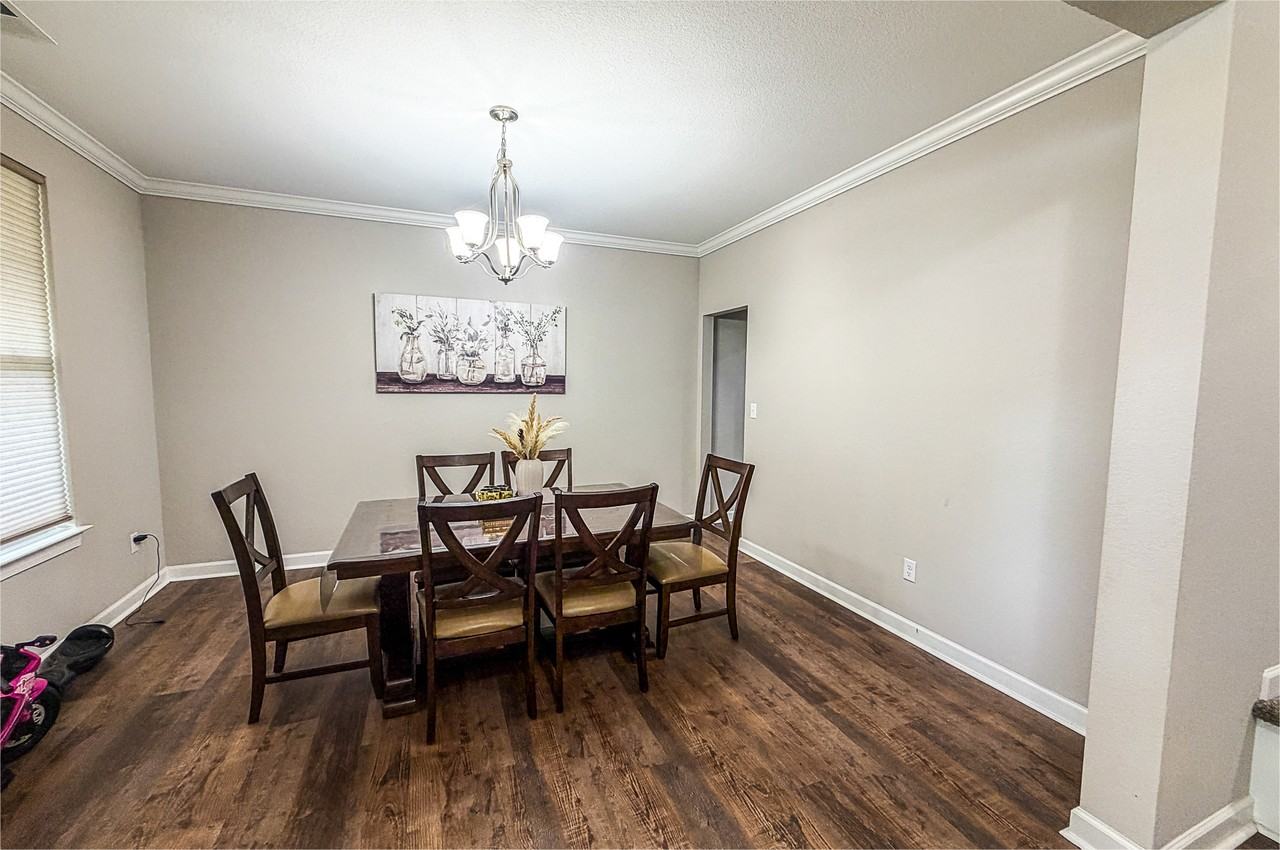 1321 Parkdale St #1 - Photo 5 of 20