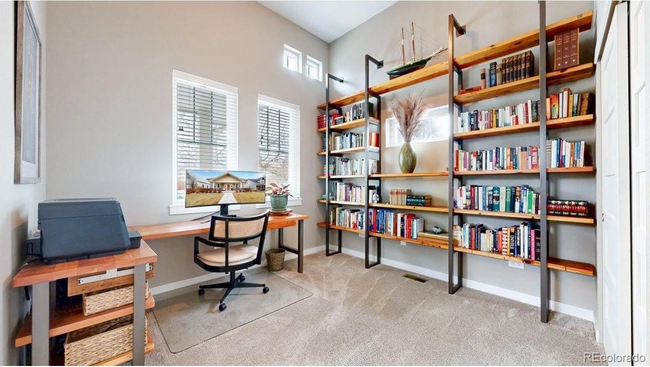 726 6th St #1 - Photo 6 of 20