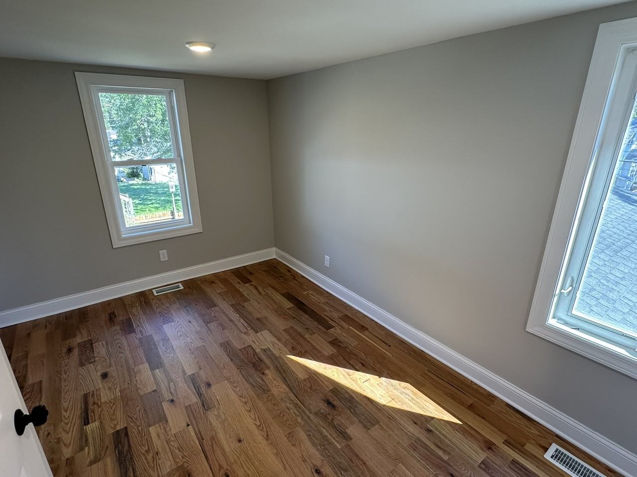 623 Tremont St #B - Photo 6 of 10