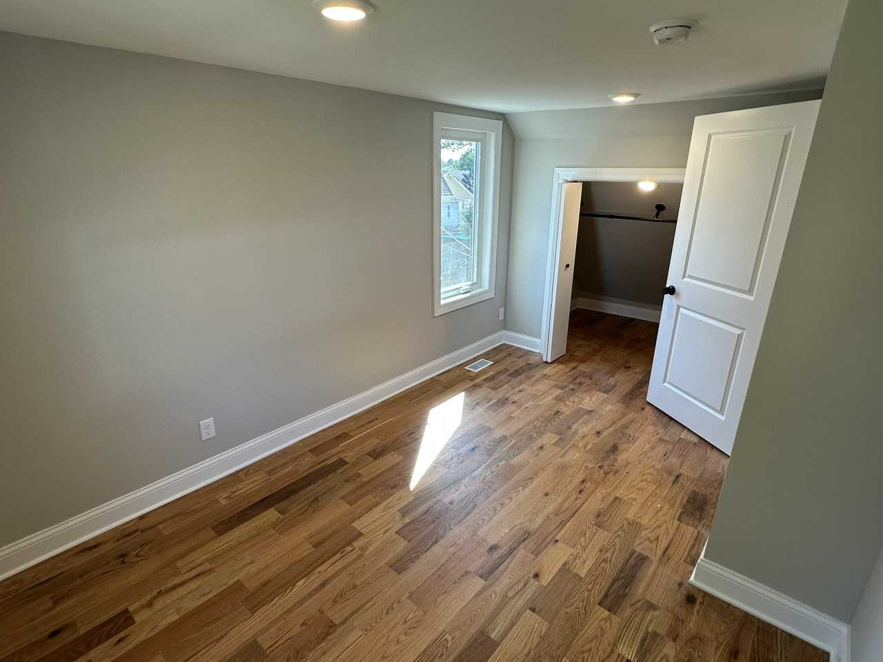 623 Tremont St #B - Photo 7 of 10