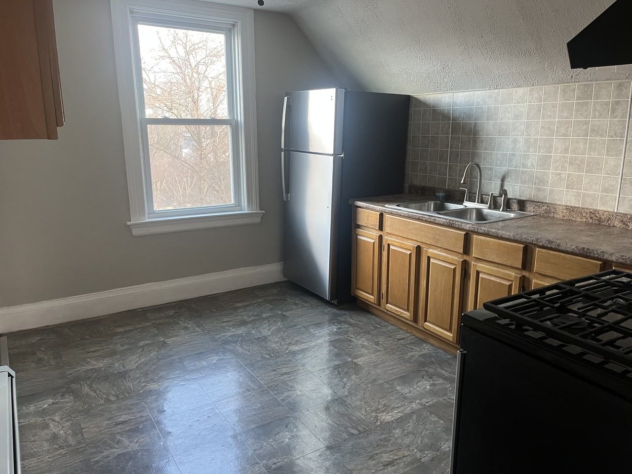 109 Grand Ave Fl 3 #3 - Photo 7 of 7