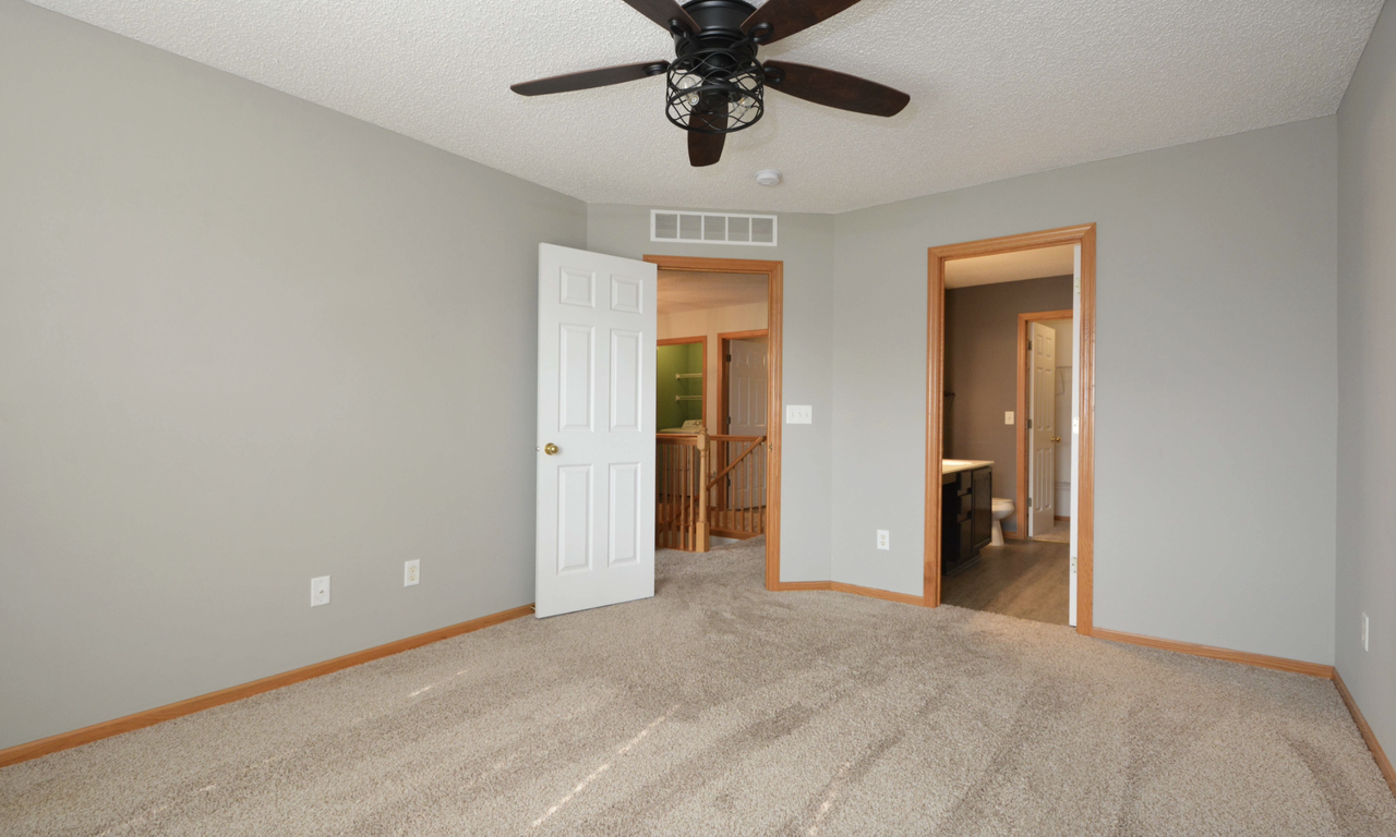 11231 204th St W #1 - Photo 5 of 9