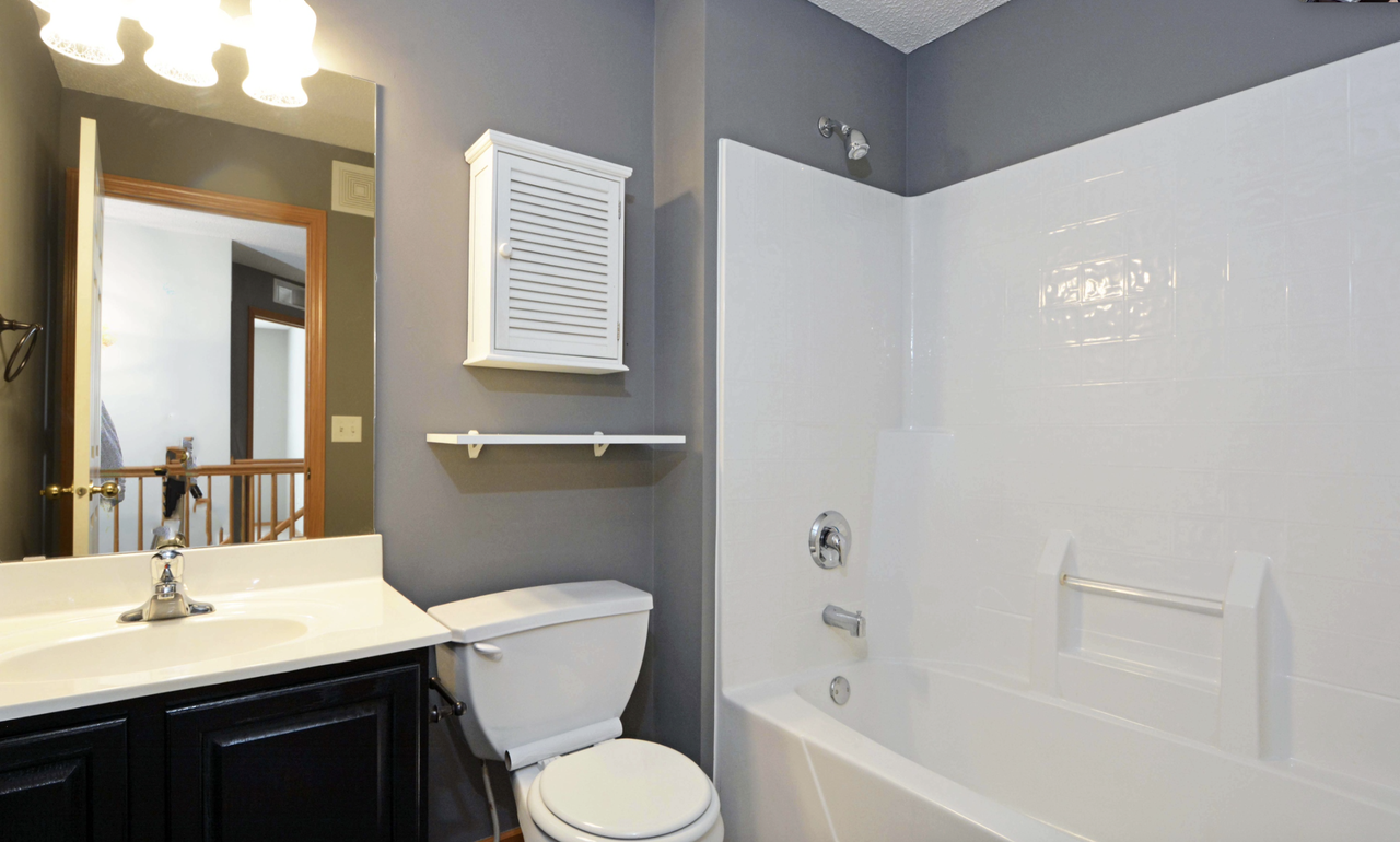 11231 204th St W #1 - Photo 6 of 9