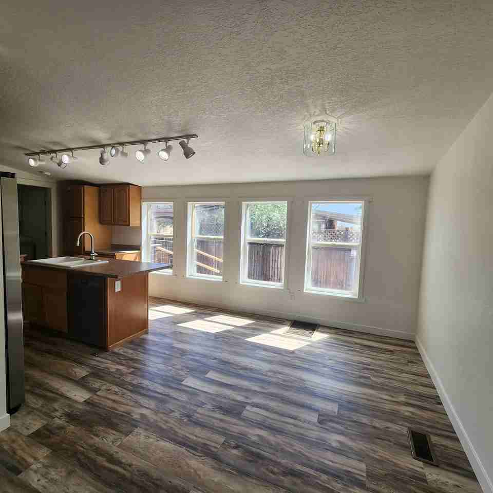 21533 W Laura St #1 - Photo 5 of 27