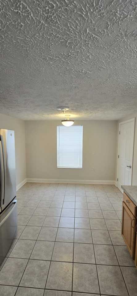 6026 E Fieldstone Hills Dr Se - Photo 3 of 10