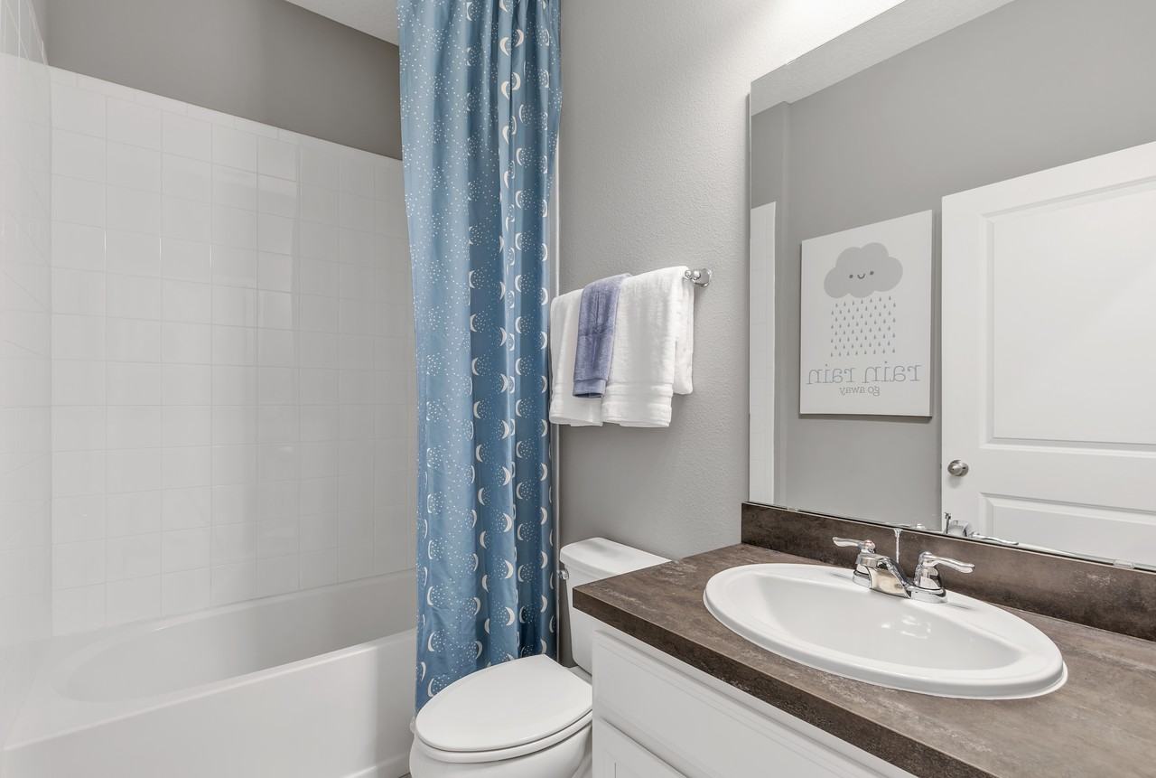 1008 Landing Ln - Photo 4 of 20