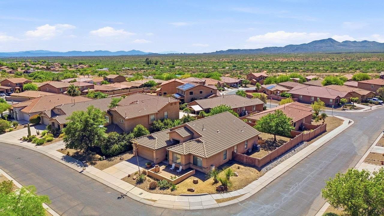 39116 S Quick Trot Dr #1 - Photo 4 of 50