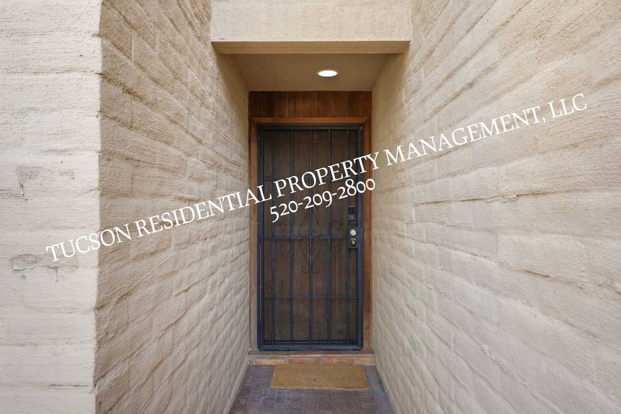 2824 E Sierra Vista Rd #1 - Photo 5 of 43