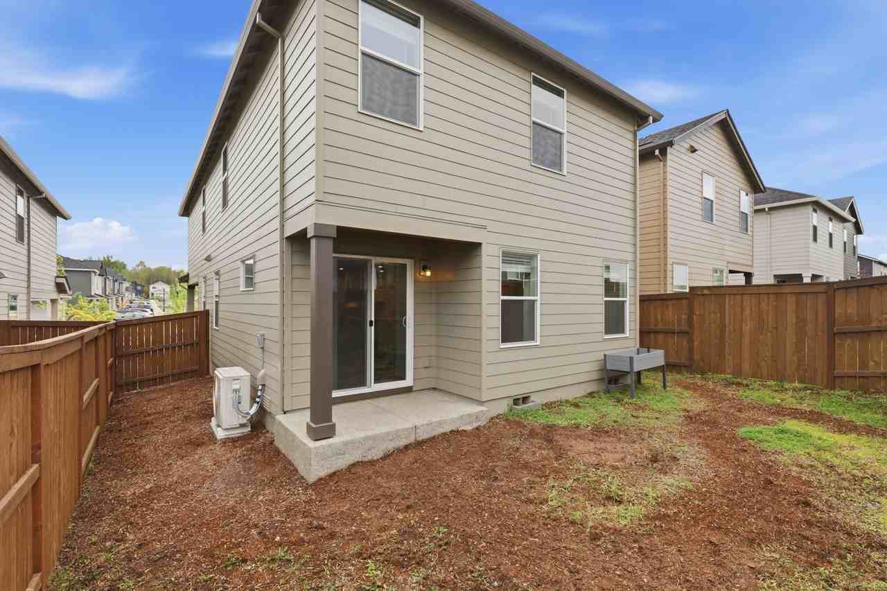 Nw 9th Ave #1 - Photo 6 of 15