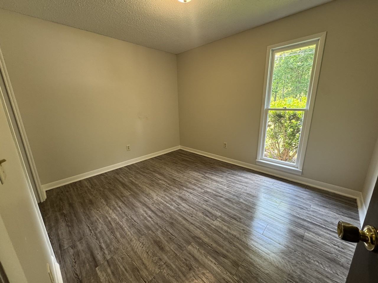 1447 Coe Dairy Rd #1 - Photo 6 of 12